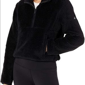 Black Alo shanti half zip Sherpa